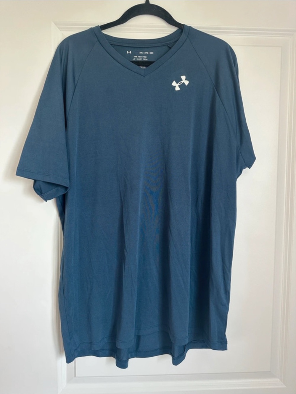Under Armour Men’s Teal V-Neck Short Sleeve Performance Tee
